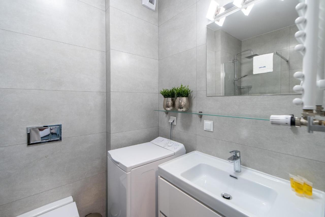 Blue Sea Apartamenty Kasprowicza 코워브제크 외부 사진